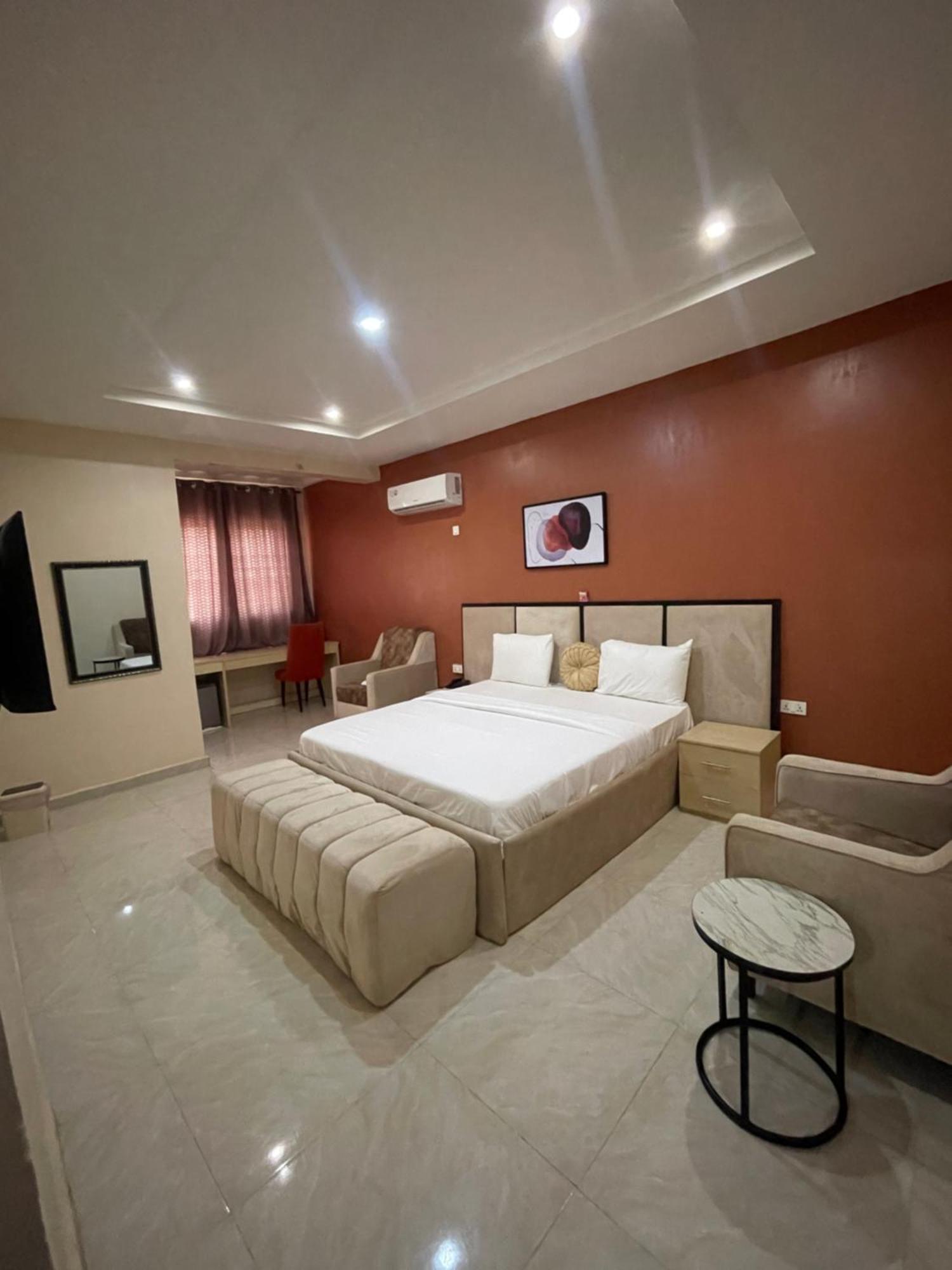 Nexus Xpress Hotel อาบูจา ภายนอก รูปภาพ