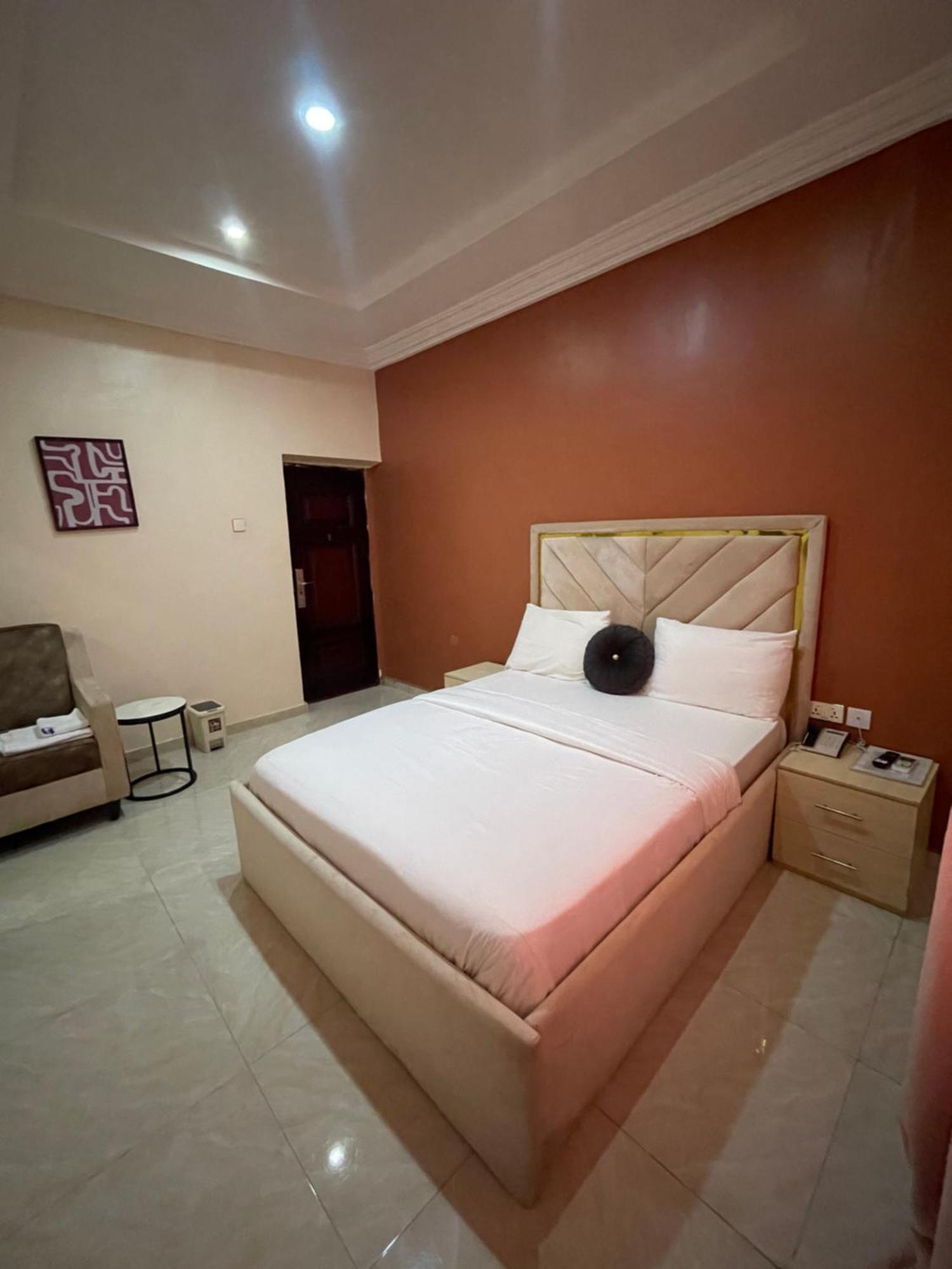 Nexus Xpress Hotel อาบูจา ภายนอก รูปภาพ