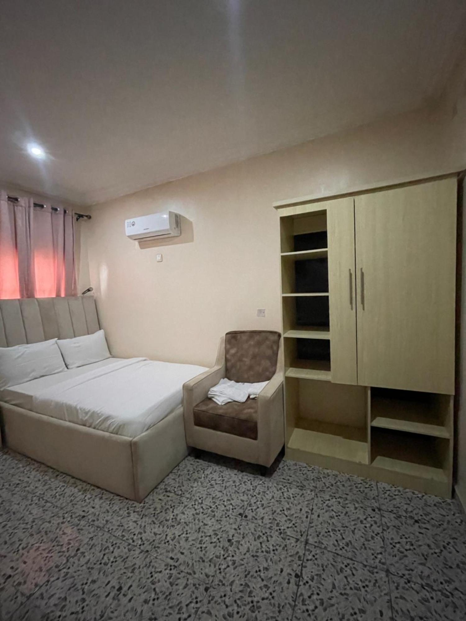 Nexus Xpress Hotel อาบูจา ภายนอก รูปภาพ