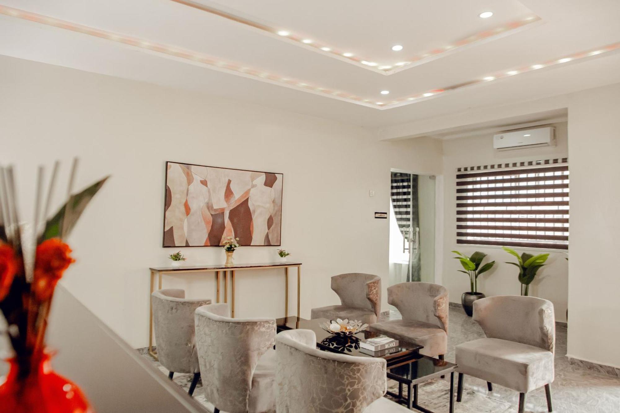 Nexus Xpress Hotel อาบูจา ภายนอก รูปภาพ