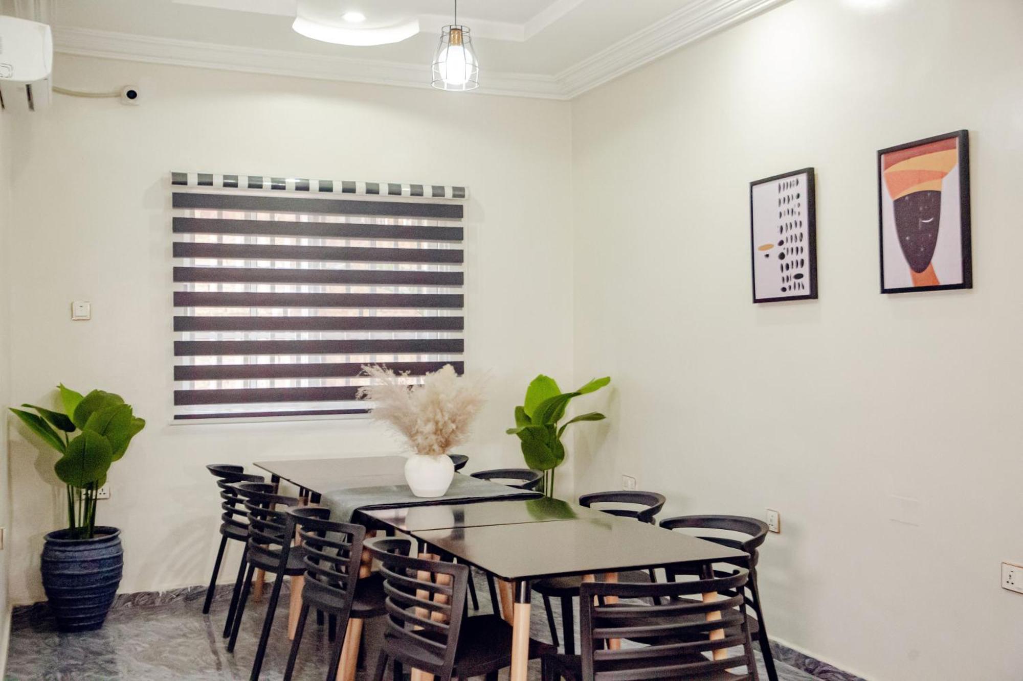Nexus Xpress Hotel อาบูจา ภายนอก รูปภาพ